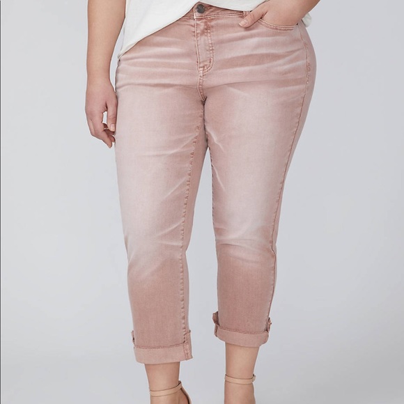 Lane Bryant Pants - NWT Lane Bryant Girlfriend Crop Jean sz 26✨
